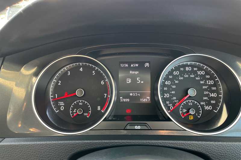 Used Volkswagen Golf 2019 for sale - 76956570: Photo 20