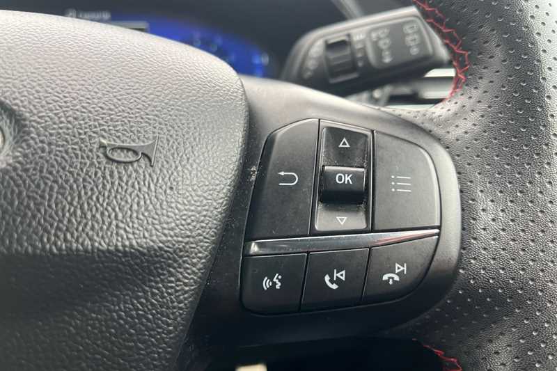 Used Ford Focus 2023 for sale - 78207659: Photo 22