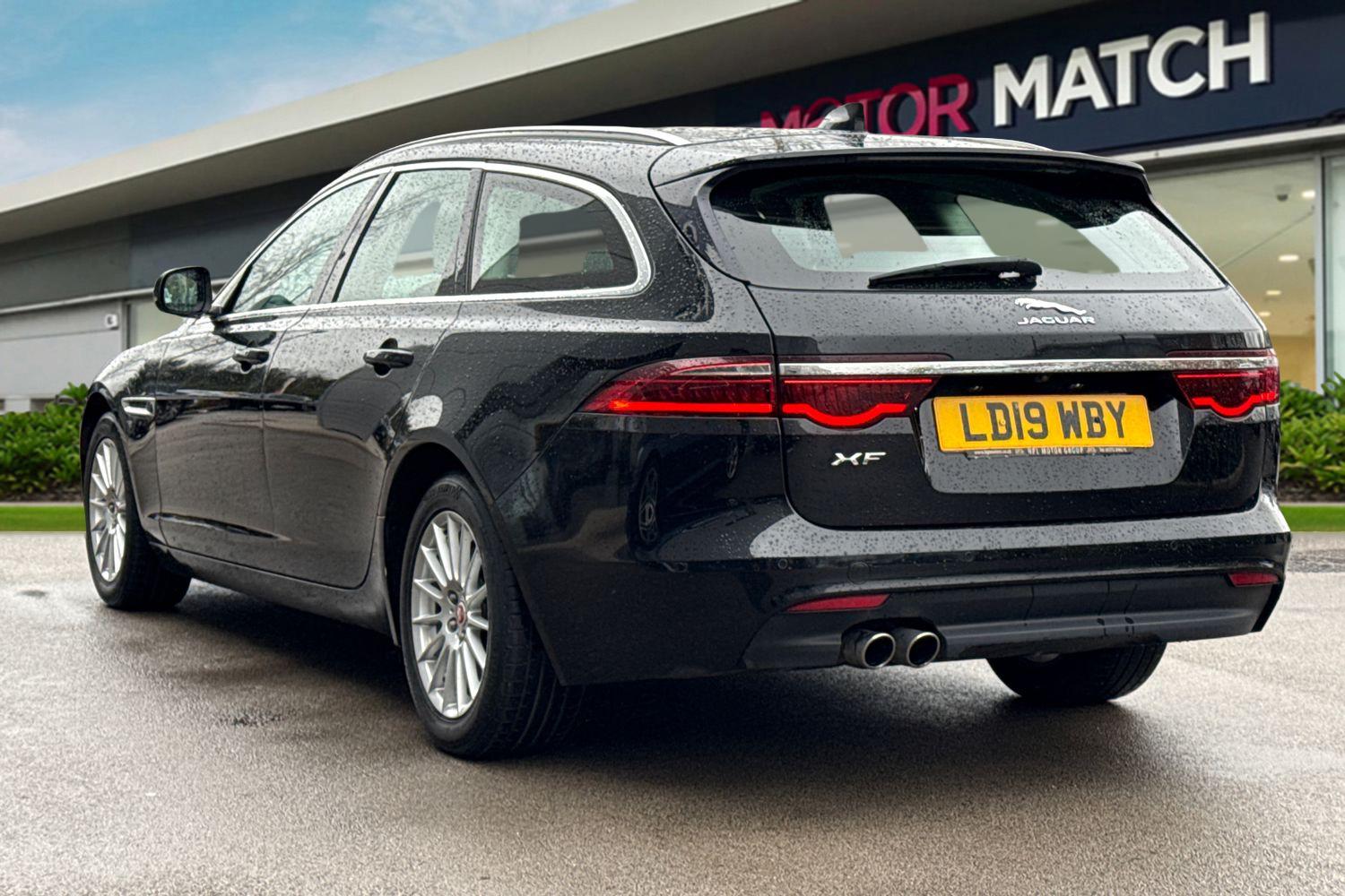 Used Jaguar XF 2019 for sale - 78052642: Photo 2