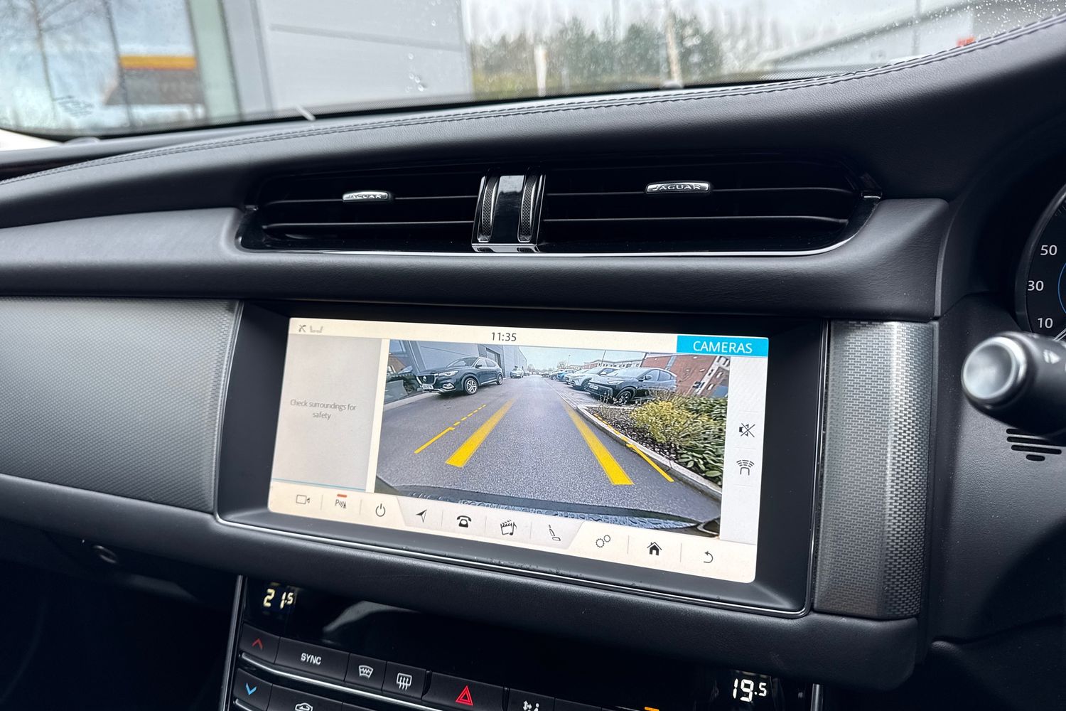 Used Jaguar XF 2019 for sale - 78052642: Photo 36