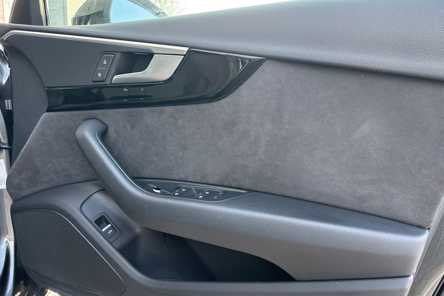 Used Audi A4 Avant 2019 for sale - 77680102: Photo 21