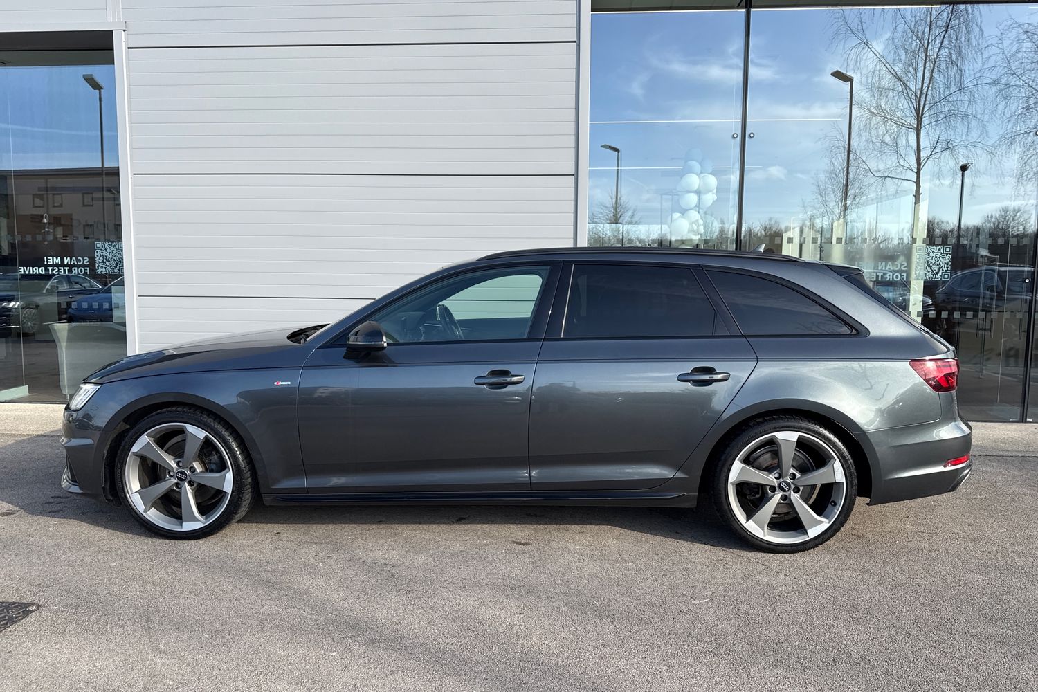 Used Audi A4 Avant 2019 for sale - 77680102: Photo 28