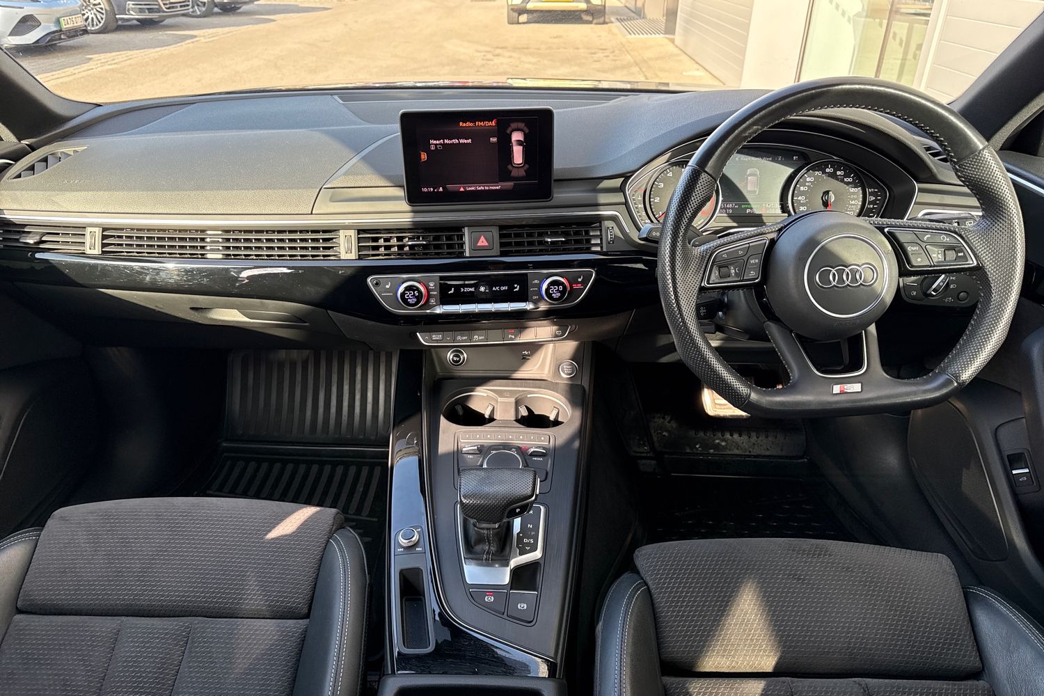Used Audi A4 Avant 2019 for sale - 77680102: Photo 34