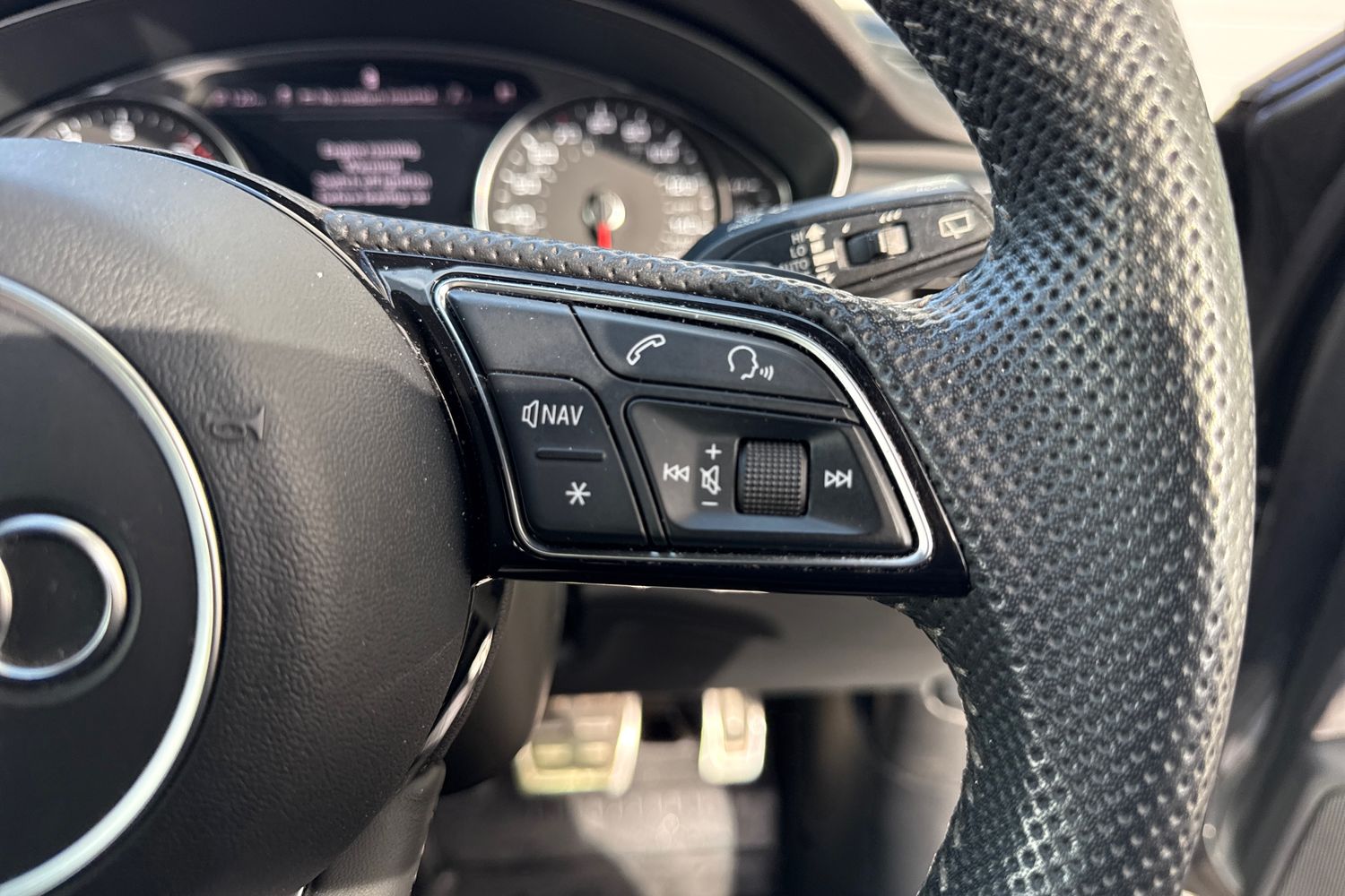 Used Audi A4 Avant 2019 for sale - 77680102: Photo 50