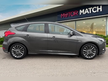 Used Ford Focus 2017 for sale - 77812487: Photo