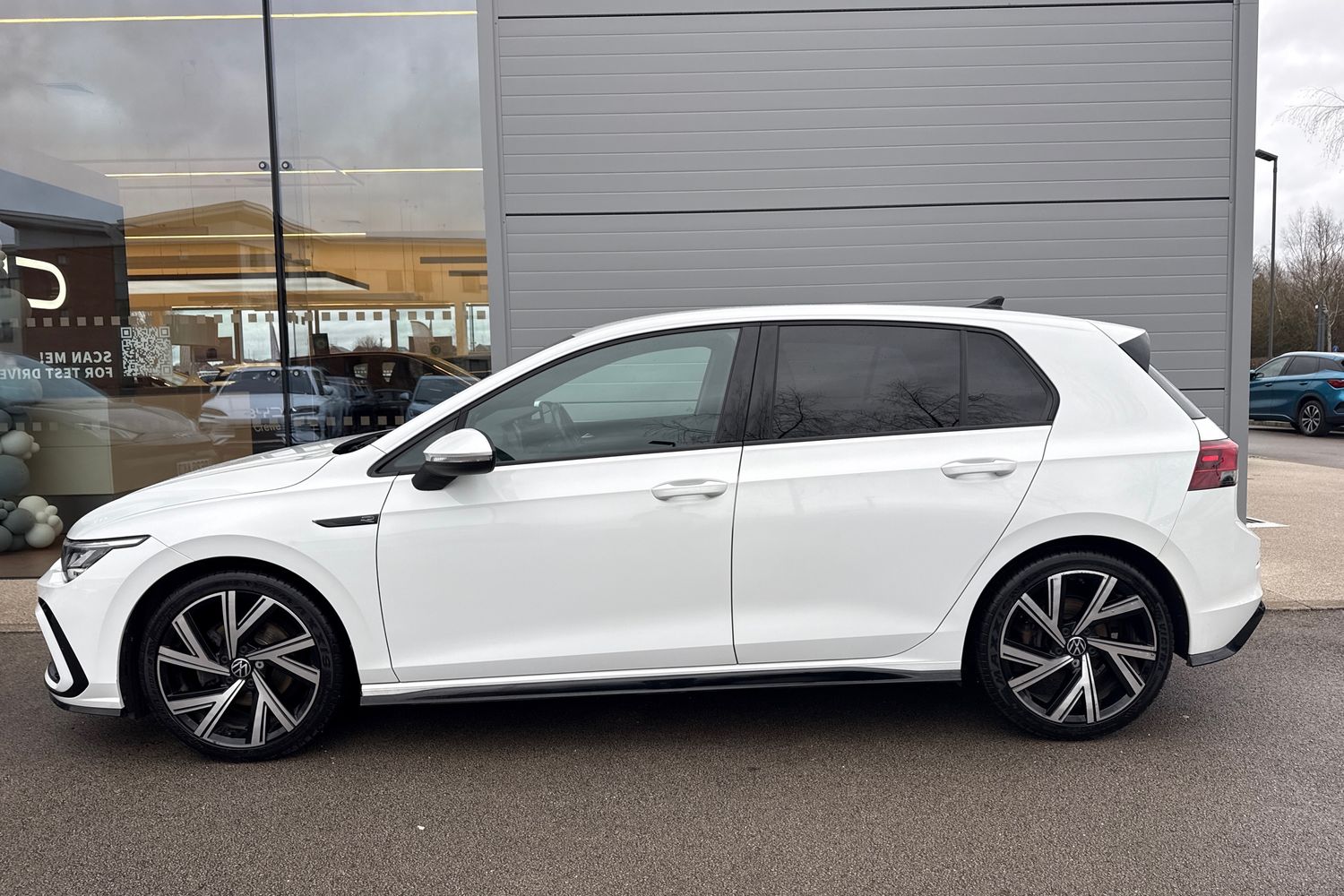 Used Volkswagen Golf 2021 for sale - 77692089: Photo 32