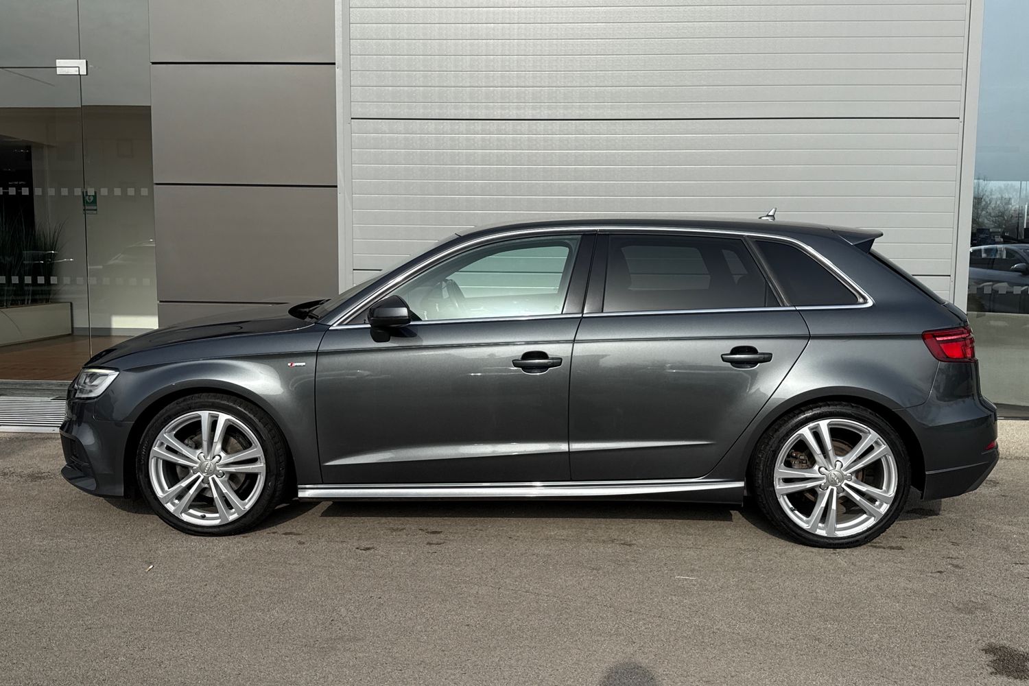 Used Audi A3 2016 for sale - 77774097: Photo 40