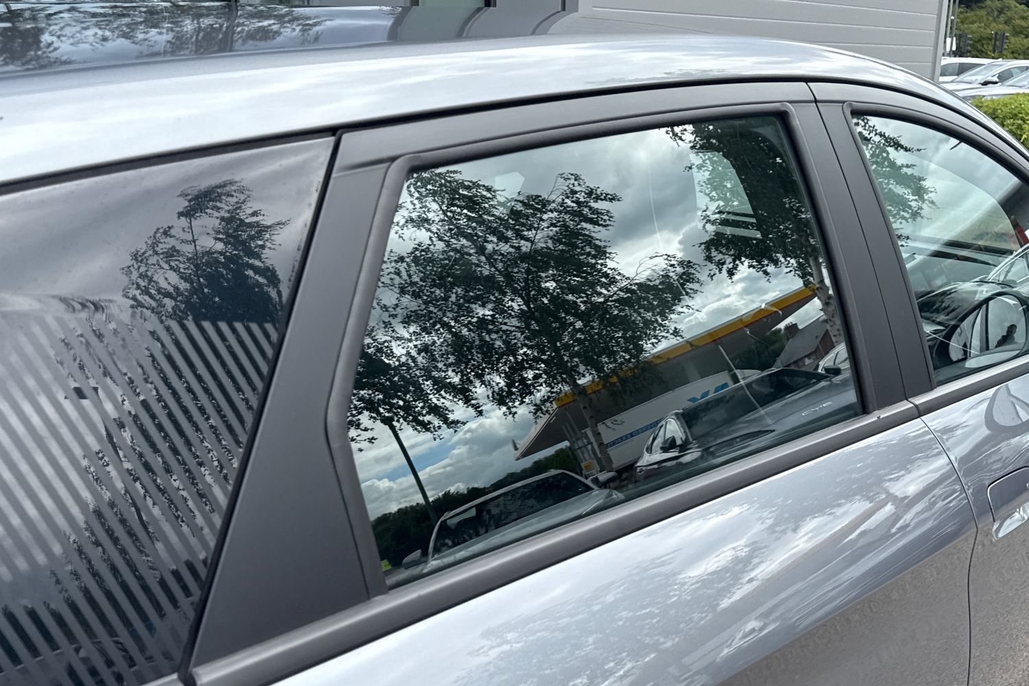 Vehicle 29