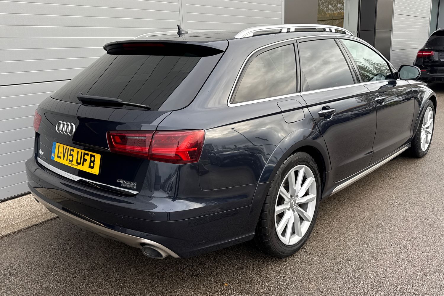 Used Audi A6 Allroad 2015 for sale - 76723947: Photo 32