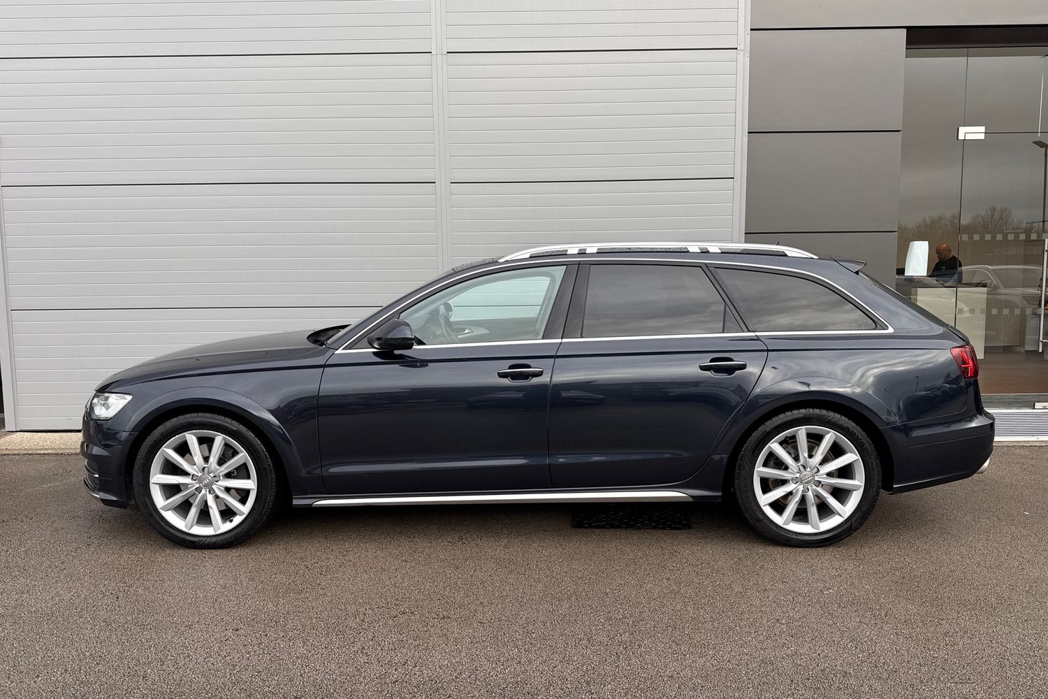 Used Audi A6 Allroad 2015 for sale - 76723947: Photo 35