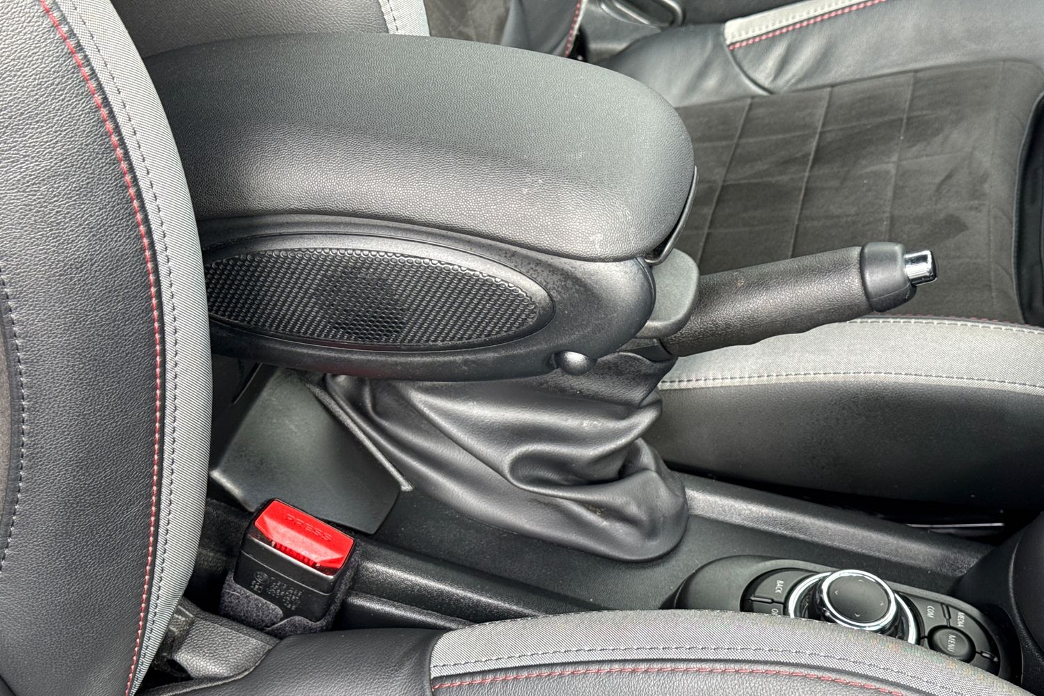 Used MINI Hatch 2022 for sale - 77774020: Photo 31