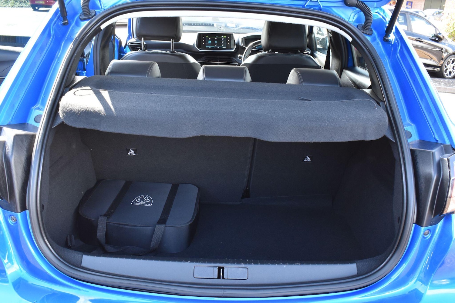 Vehicle 21