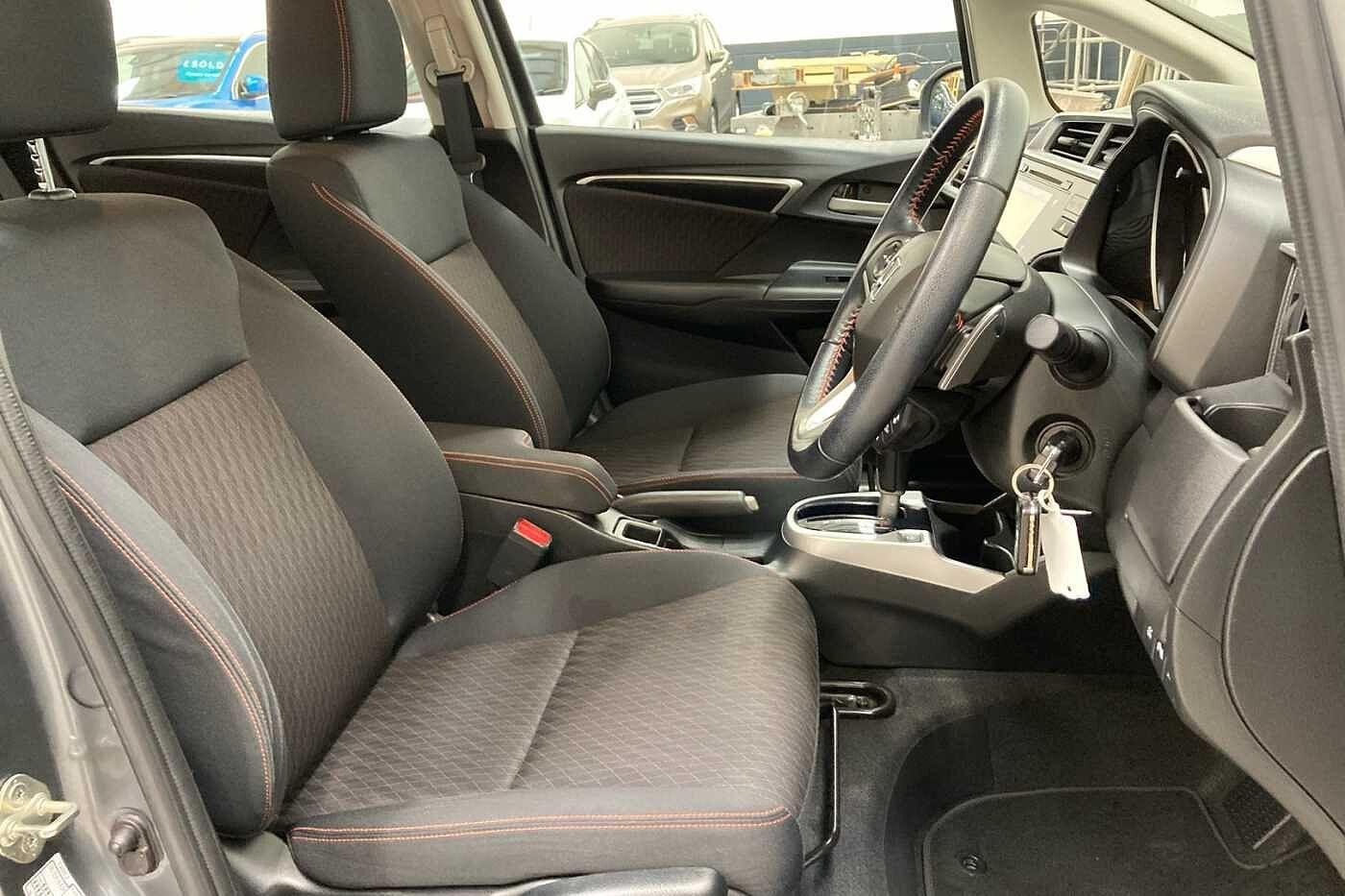 Used Honda Jazz 2018 for sale - 76002189: Photo 16