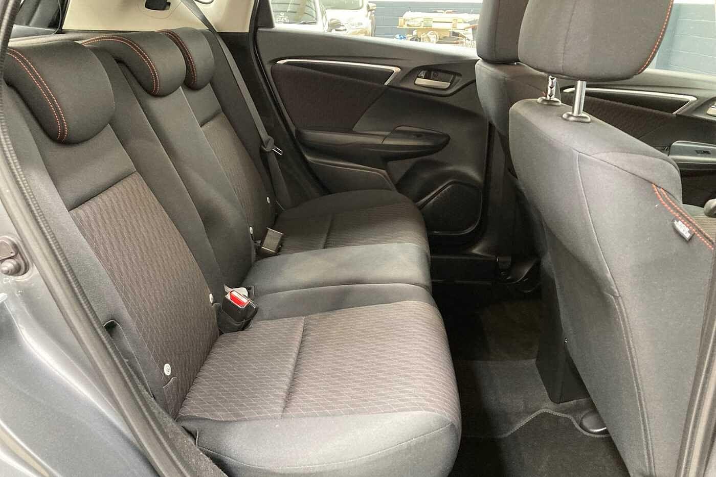 Used Honda Jazz 2018 for sale - 76002189: Photo 17
