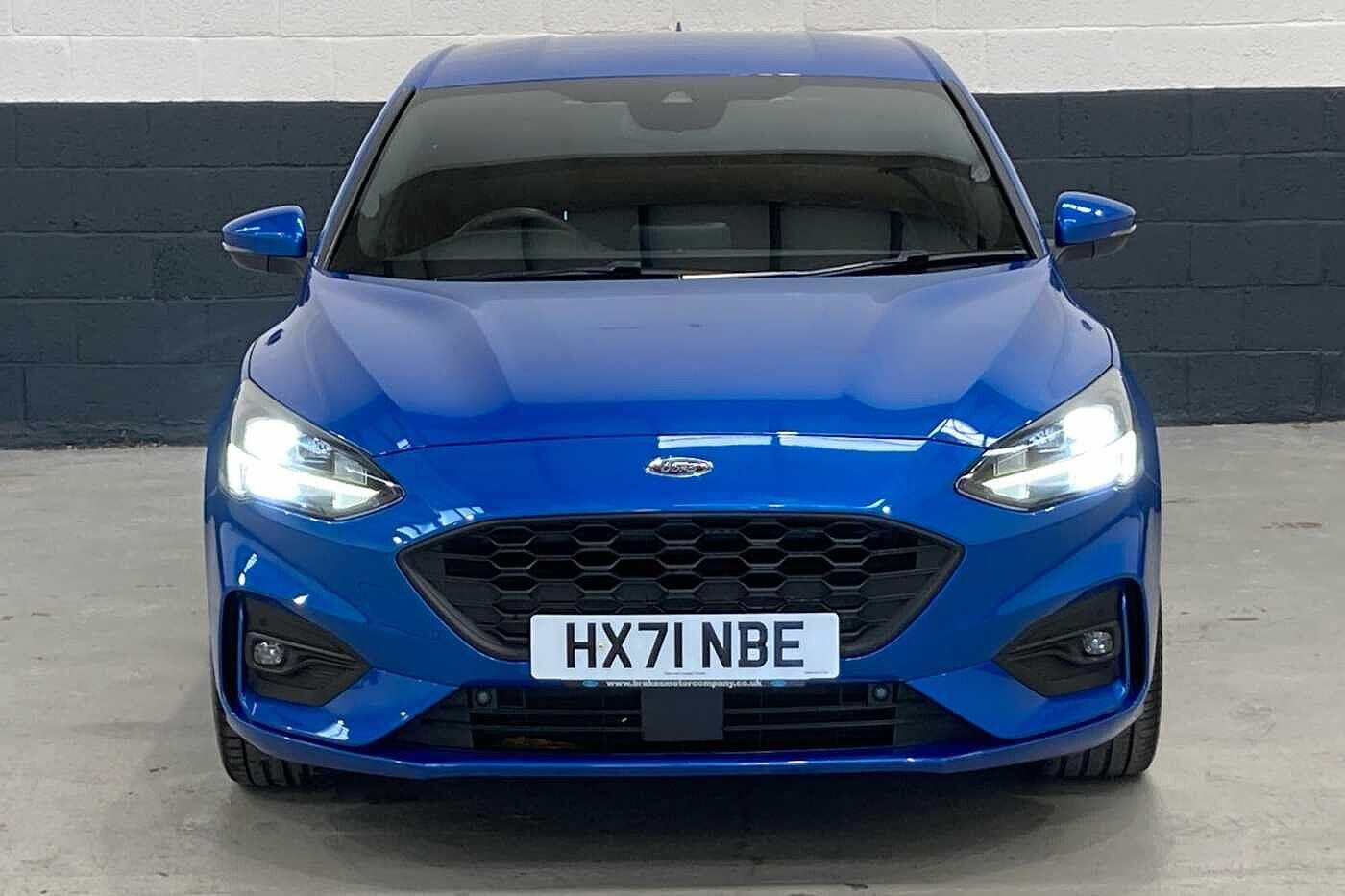 Used Ford Focus 2021 for sale - 76370124: Photo 2