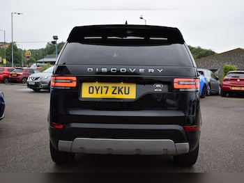 Used Land Rover Discovery 2017 for sale - 75987305: Photo