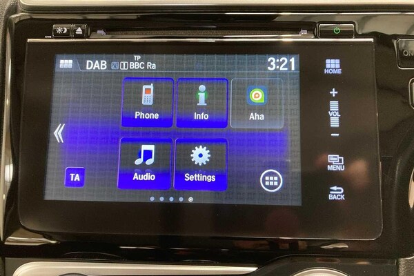 Used Honda Jazz 2018 for sale - 76295705: Photo 12