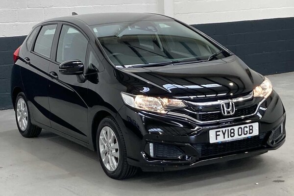 Used Honda Jazz 2018 for sale - 76295705: Photo 1