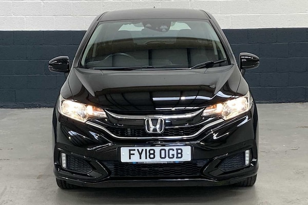Used Honda Jazz 2018 for sale - 76295705: Photo 2