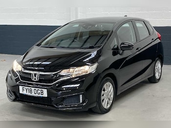 Used Honda Jazz 2018 for sale - 76295705: Photo 3