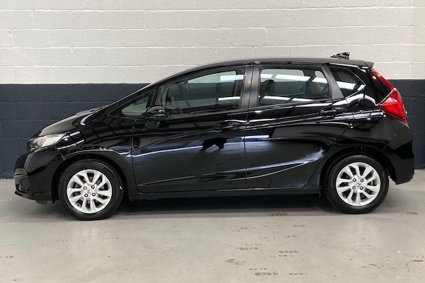 Used Honda Jazz 2018 for sale - 76295705: Photo 4