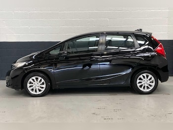 Used Honda Jazz 2018 for sale - 76295705: Photo 4