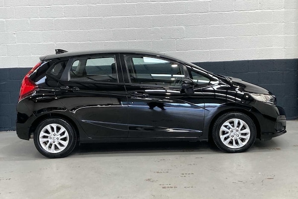 Used Honda Jazz 2018 for sale - 76295705: Photo 5