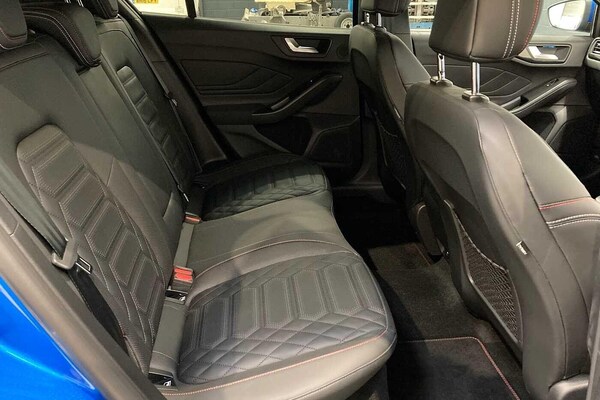 Used Ford Focus 2023 for sale - 76307755: Photo 17