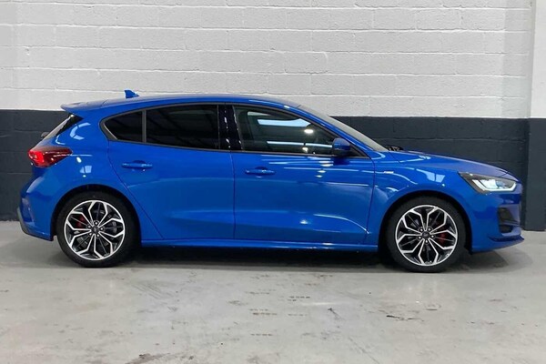 Used Ford Focus 2023 for sale - 76307755: Photo 5