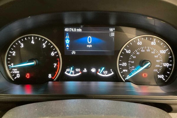 Used Ford Ecosport 2018 for sale - 76239392: Photo 11
