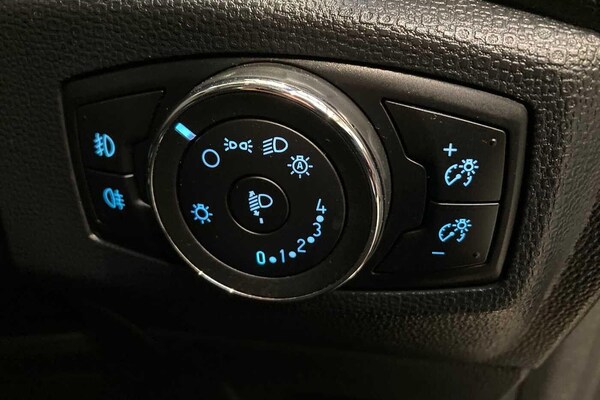Used Ford Ecosport 2018 for sale - 76239392: Photo 24