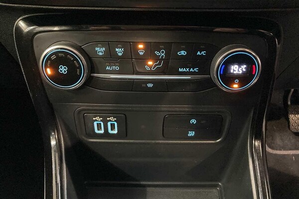 Used Ford Ecosport 2018 for sale - 76239392: Photo 25