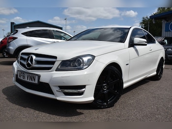 Used Mercedes-Benz C-Class 2011 for sale - 75987187: Photo