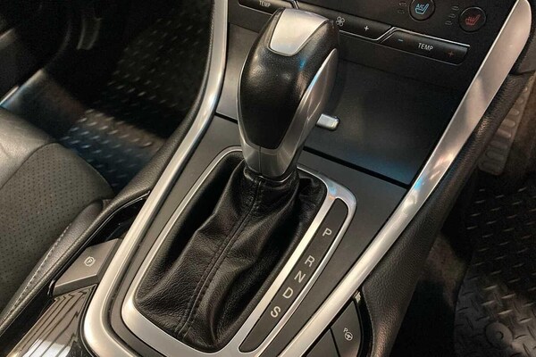 Used Ford Edge 2018 for sale - 76138142: Photo 13