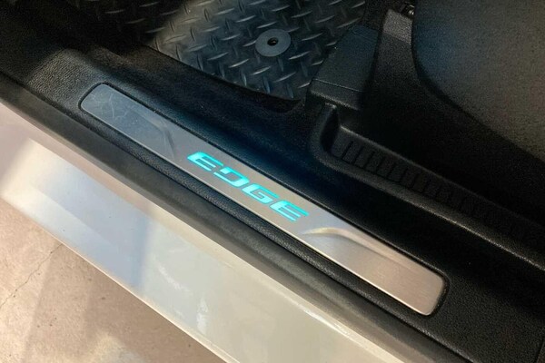 Used Ford Edge 2018 for sale - 76138142: Photo 24