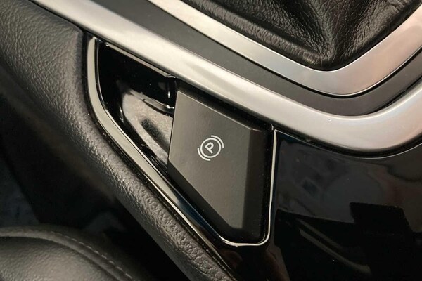 Used Ford Edge 2018 for sale - 76138142: Photo 29