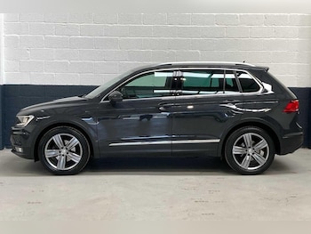 Used Volkswagen Tiguan 2020 for sale - 76000569: Photo
