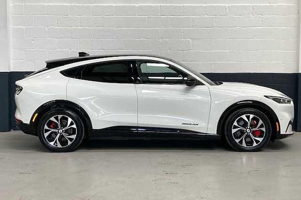 Used Ford Mustang Mach-E 2022 for sale - 76282887: Photo 4