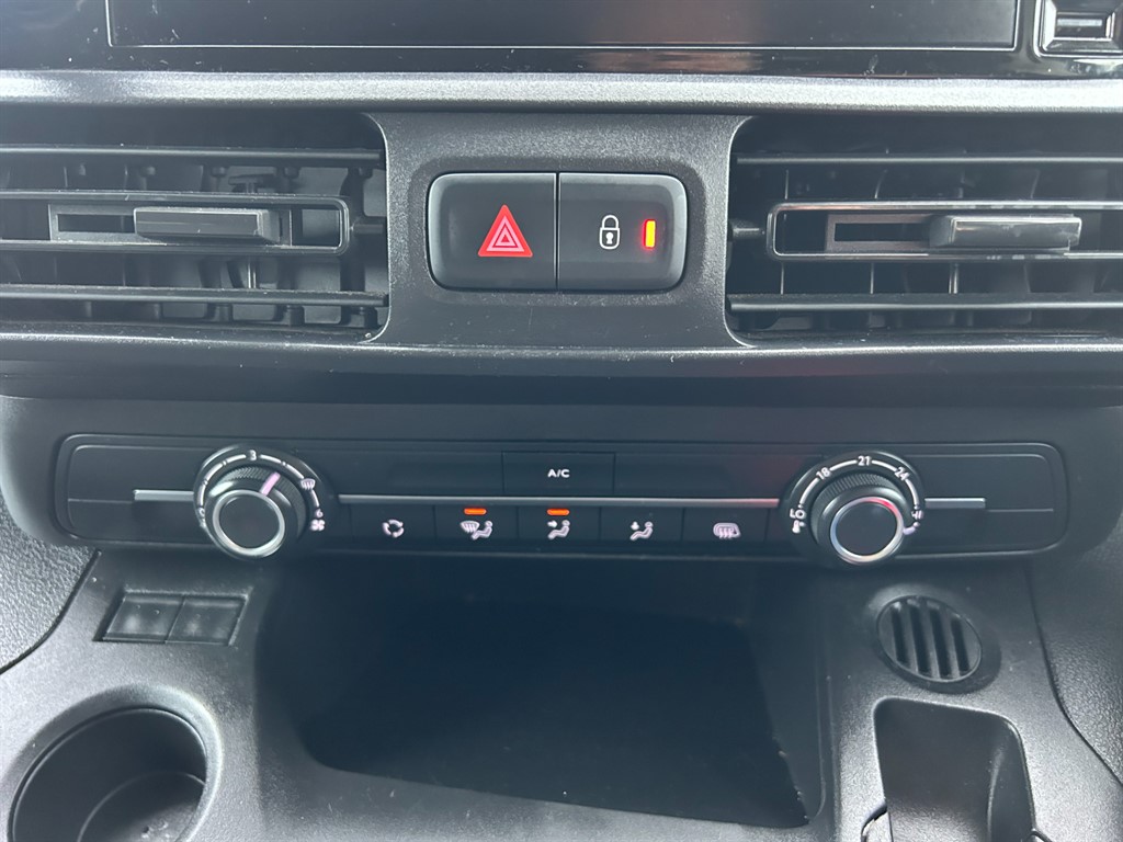 Used Peugeot Partner 2020 for sale - 77192777: Photo 18