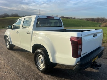 Used Isuzu D-Max 2017 for sale - 77192783: Photo