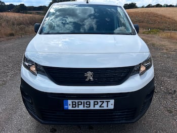 Used Peugeot Partner 2019 for sale - 79486196: Photo