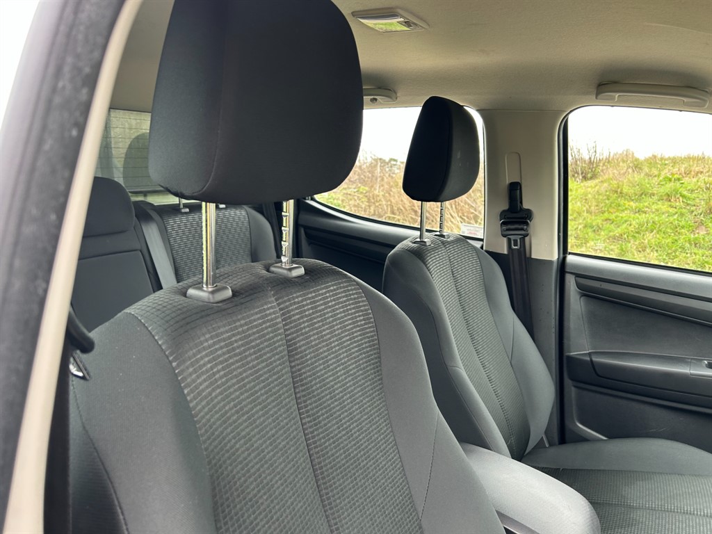 Used Isuzu D-Max 2020 for sale - 77560771: Photo 11