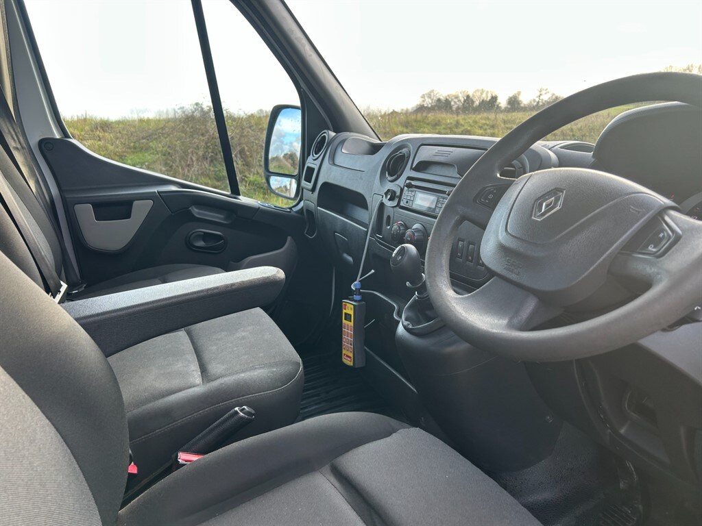Used Renault Master 2018 for sale - 77316182: Photo 19