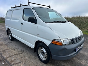 Used Toyota HiAce 2002 for sale - 77281367: Photo