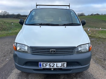 Used Toyota HiAce 2002 for sale - 77281367: Photo