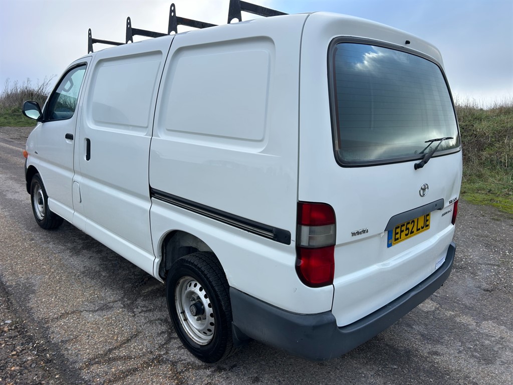 Used Toyota HiAce 2002 for sale - 77281367: Photo 6
