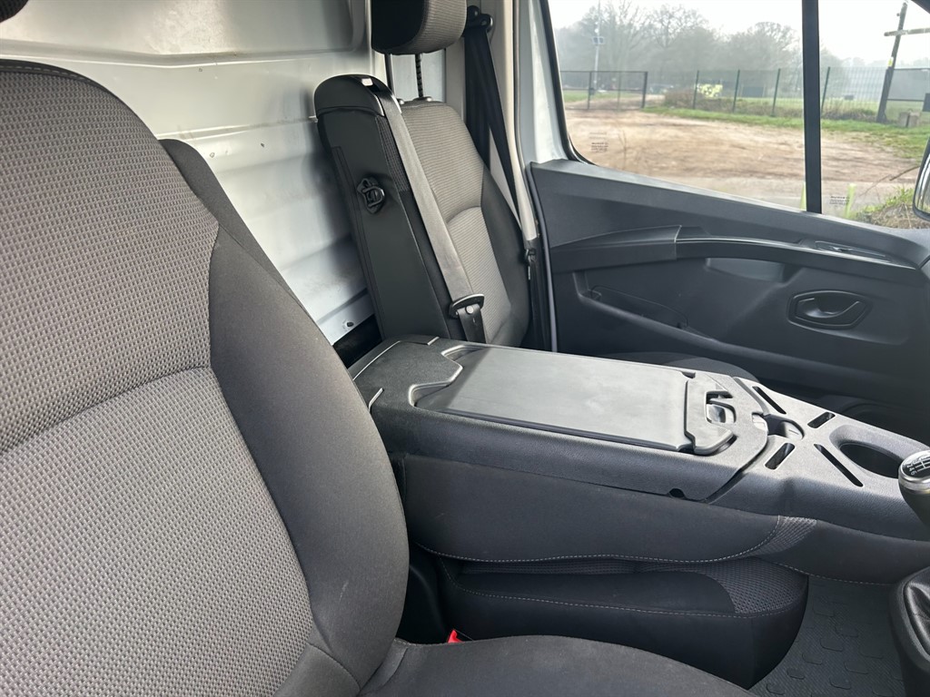 Used Renault Trafic 2023 for sale - 77634840: Photo 18