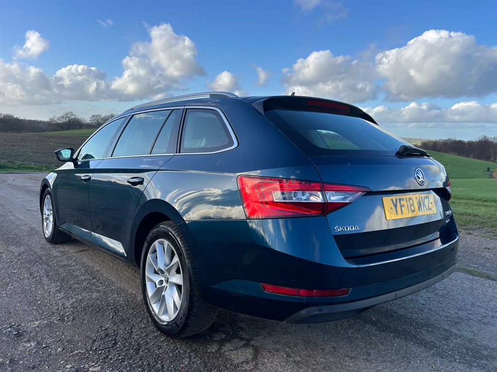 Used Skoda Superb 2018 for sale - 77192776: Photo 10