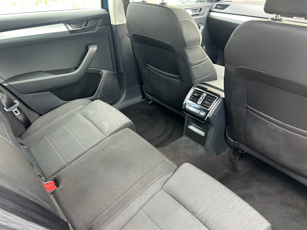 Used Skoda Superb 2018 for sale - 77192776: Photo 15