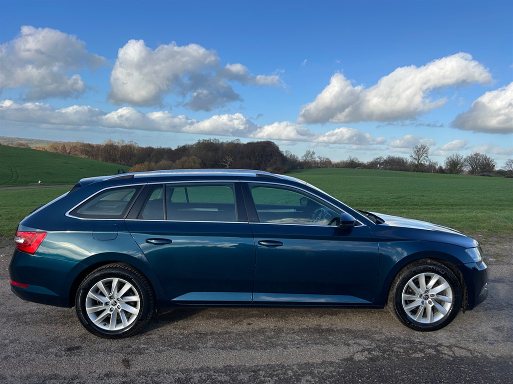 Used Skoda Superb 2018 for sale - 77192776: Photo 6